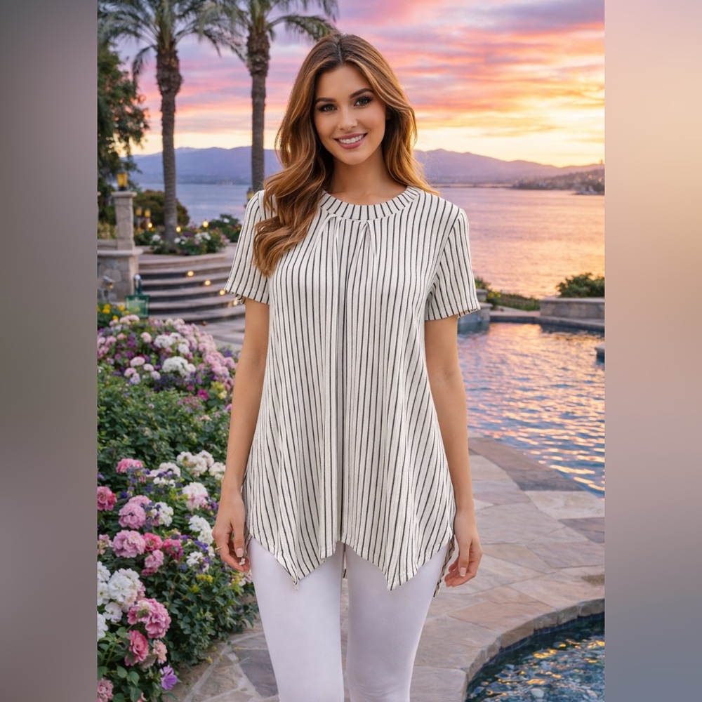 ❤️ Spring Essentials Striped White Short-Sleeve Swing Tunic